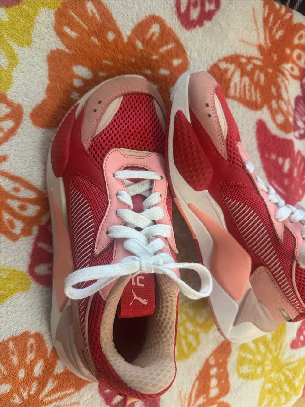 Like new condition PUMA RS-X Reinvention Red/Pink/Cream Colorway. W/7.5 M/5.5